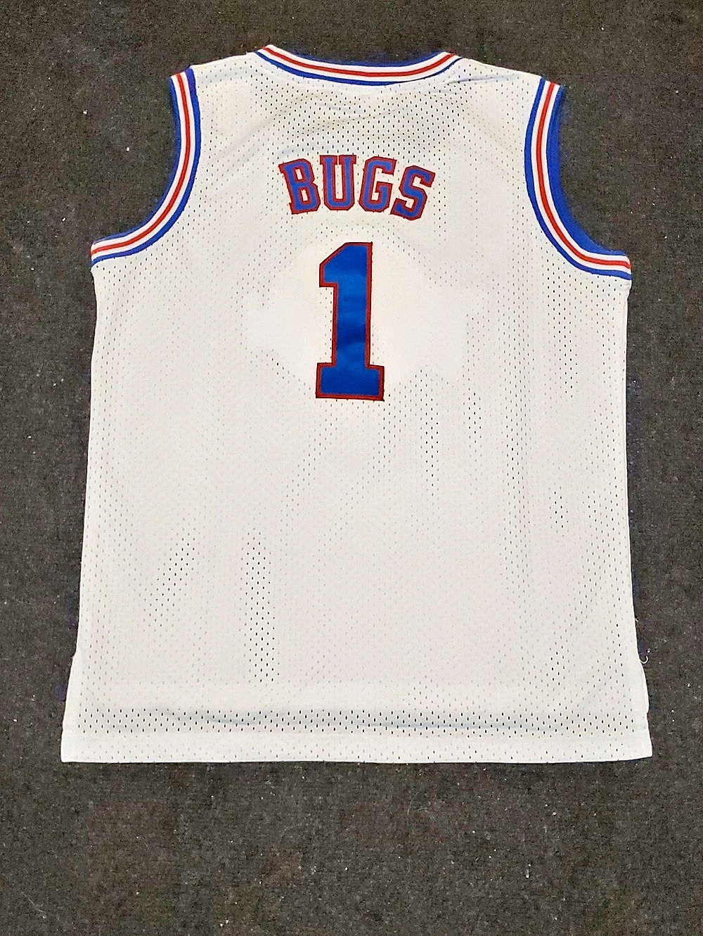 Looney Tunes Space Jam Tune Squad Bugs Bunny #1 Basketball Jersey... 🏀🐇
